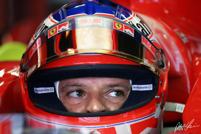 Barrichello_2005_Spain_01_PHC.jpg