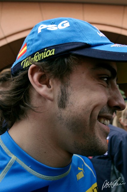 Alonso_2006_Monaco_02_PHC.jpg