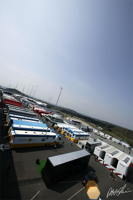 Paddock_2006_Nurburgring_01_PHC.jpg