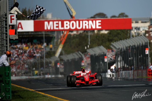 Raikkonen_2007_Australia_13_PHC.jpg