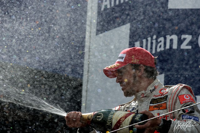 Alonso_2007_Nurburgring_08_PHC.jpg