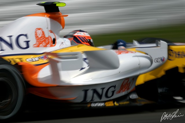 Kovalainen_2007_Nurburgring_06_PHC.jpg