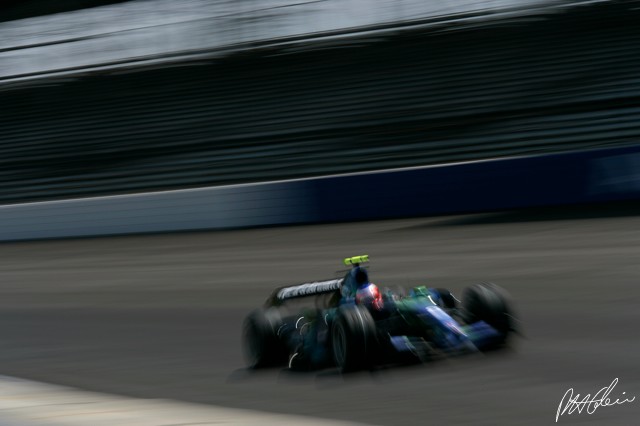 Barrichello_2007_USA_01_PHC.jpg