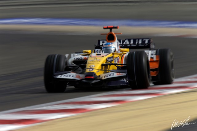 Alonso_2008_Bahrain_01_PHC.jpg