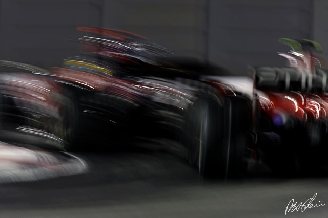 Bourdais-Massa_2008_Singapore_01_PHC.jpg