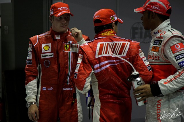 Qualifying_2008_Singapore_01_PHC.jpg