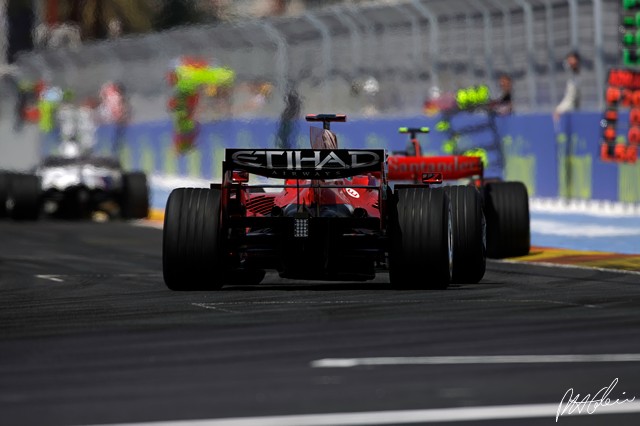 Raikkonen_2008_Valencia_03_PHC.jpg