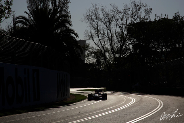 Kubica_2009_Australia_05_PHC.jpg