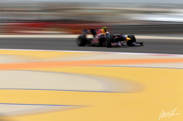 Vettel_2009_Bahrain_16_PHC.jpg