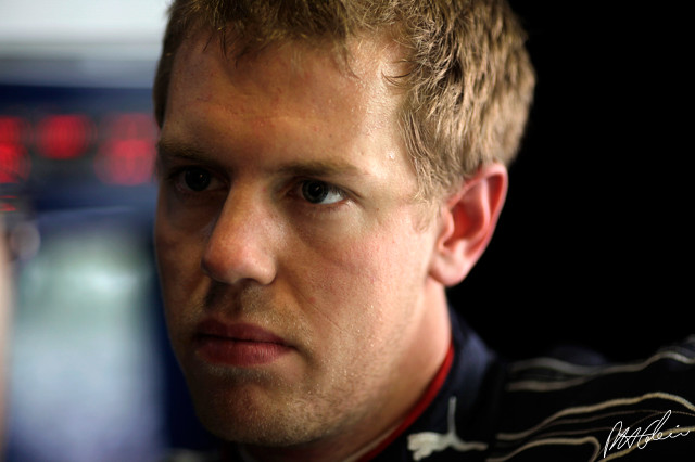 Vettel_2009_Spain_09_PHC.jpg