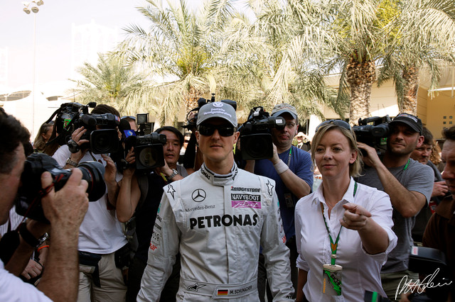 Schumacher_2010_Bahrain_05_PHC.jpg