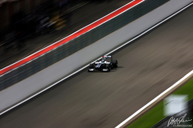 Barrichello_2010_Belgium_06_PHC.jpg