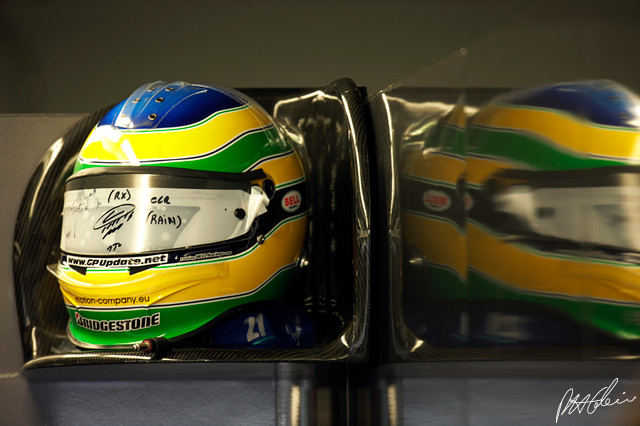 Graphics-Senna_2010_Canada_01_PHC.jpg