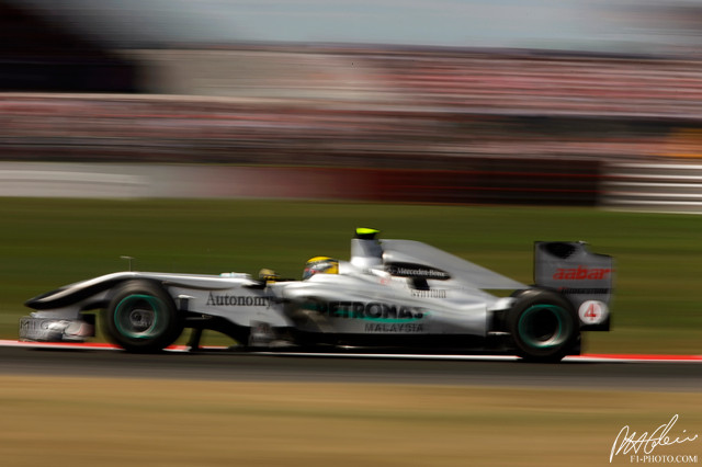 Rosberg_2010_England_09_PHC.jpg