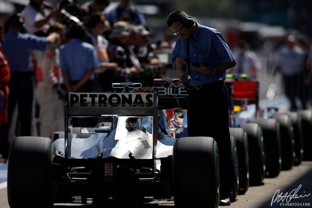 Parc-Ferme_2010_Japan_01_PHC.jpg