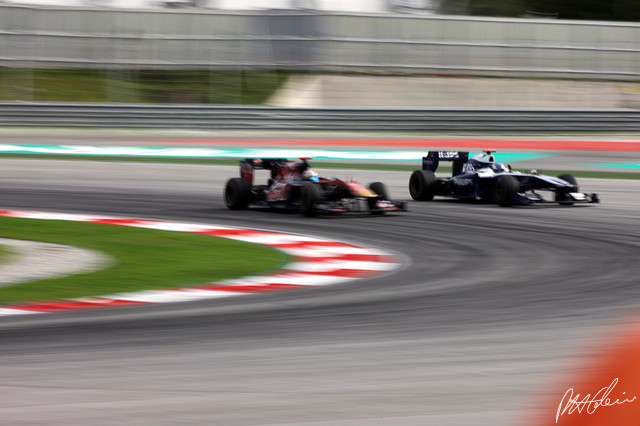 Buemi-Hulkenberg_2010_Malaysia_01_PHC.jpg