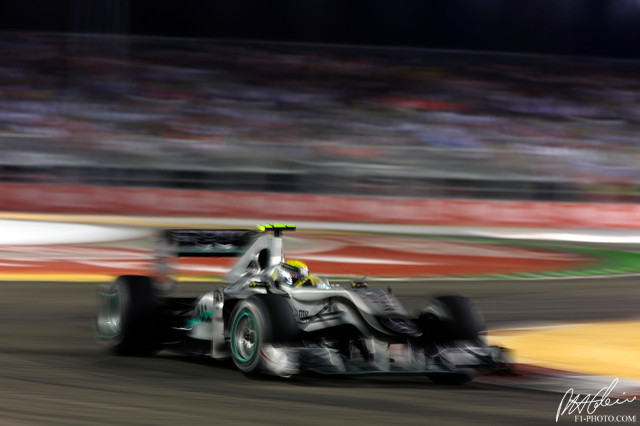 Rosberg_2010_Singapore_05_PHC.jpg