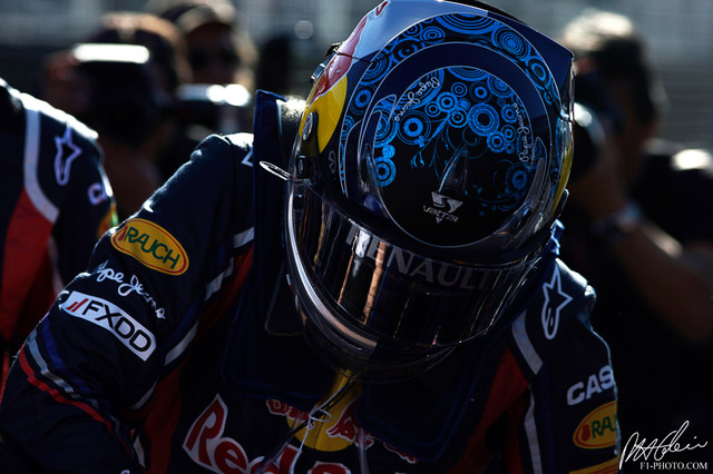 Vettel_2011_Australia_10_PHC.jpg