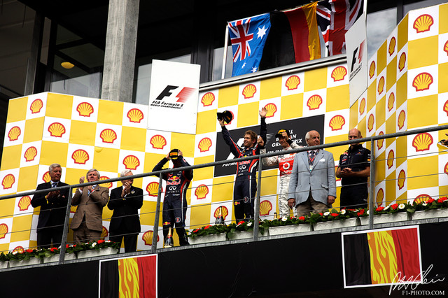 Podium_2011_Belgium_01_PHC.jpg