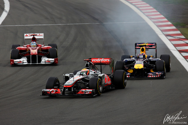 Hamilton-Webber-Alonso_2011_Germany_02_PHC.jpg