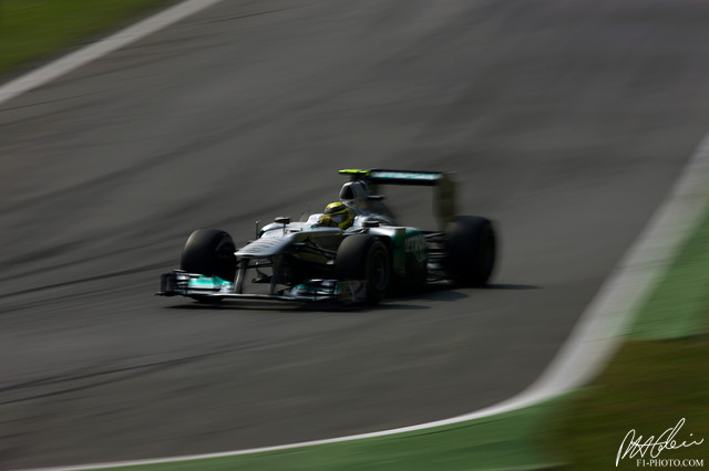 Rosberg_2011_Italy_03_PHC.jpg