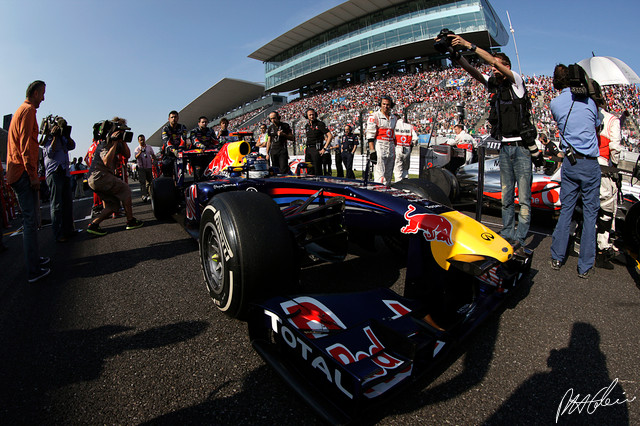 Vettel_2011_Japan_19_PHC.jpg