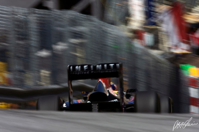 Webber_2011_Monaco_03_PHC.jpg