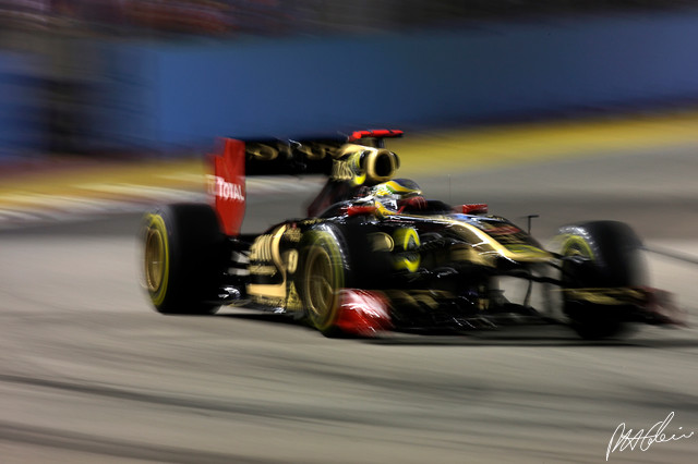 Senna_2011_Singapore_07_PHC.jpg