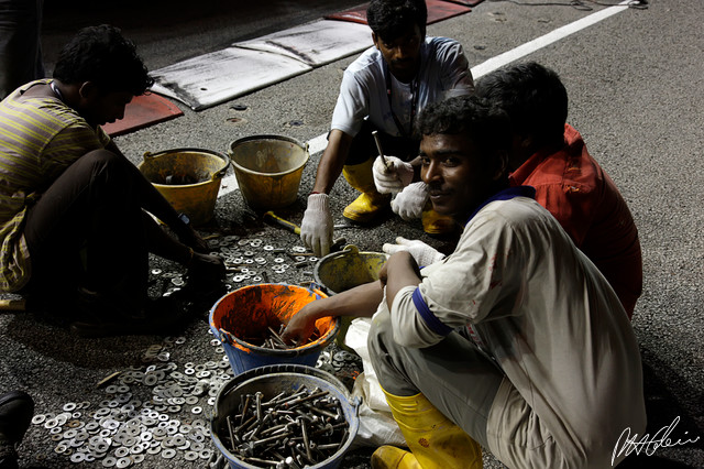 Track-workers_2011_Singapore_01_PHC.jpg