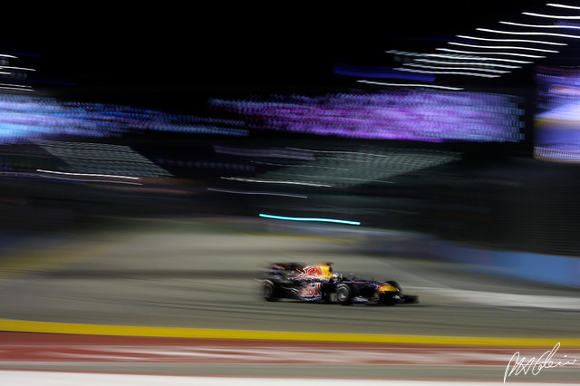 Vettel_2011_Singapore_23_PHC.jpg