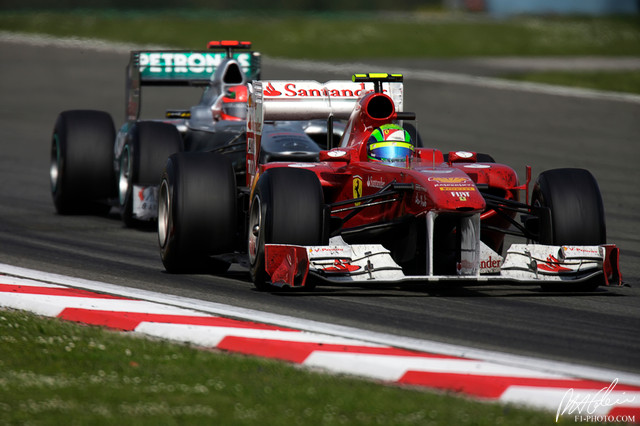 Massa-Schumacher_2011_Turkey_01_PHC.jpg