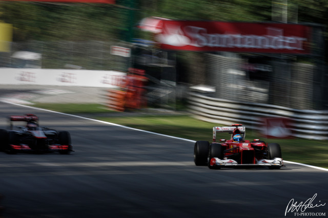 Alonso_2012_Italy_17_PHC.jpg