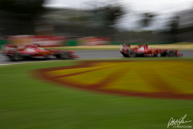 Massa-Alonso_2013_Australia_01_PHC.jpg