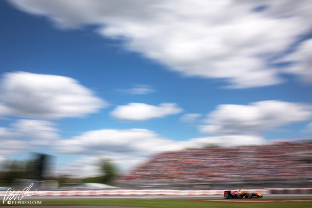 Vettel_2013_Canada_14_PHC.jpg