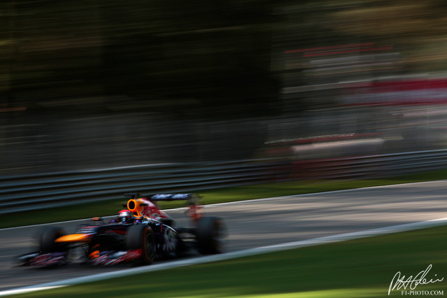 Vettel_2013_Italy_03_PHC.jpg