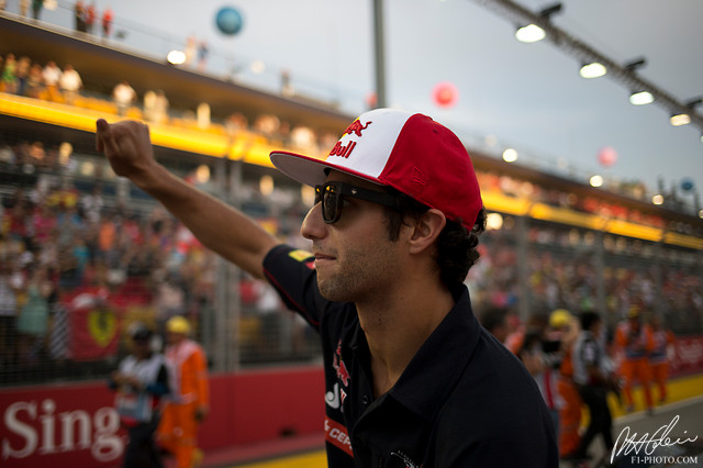 Ricciardo_2013_Singapore_06_PHC.jpg