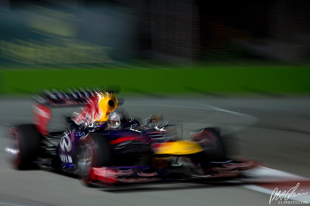 Vettel_2013_Singapore_05_PHC.jpg