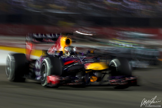 Vettel_2013_Singapore_12_PHC.jpg