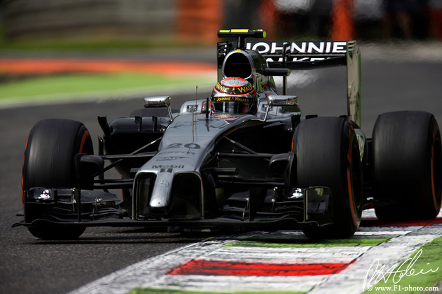 Magnussen_2014_Italy_01_PHC.jpg