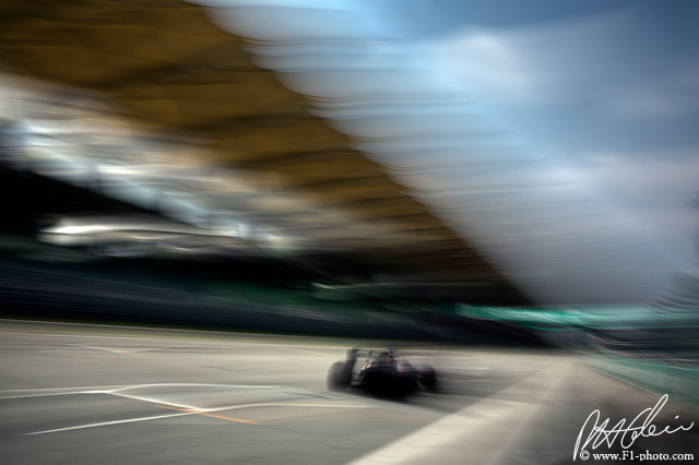 Bottas_2014_Malaysia_03_PHC.jpg