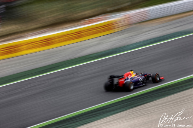 Vettel_2014_Spain_03_PHC.jpg