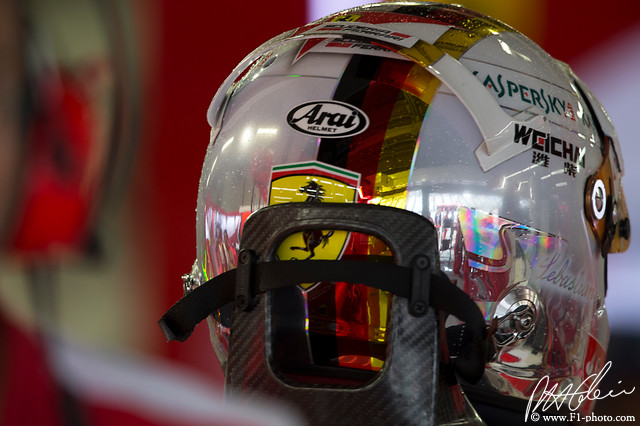 Vettel_2015_Japan_06_PHC.jpg