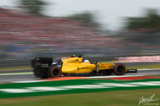 Magnussen_2016_Italy_02_PHC.jpg