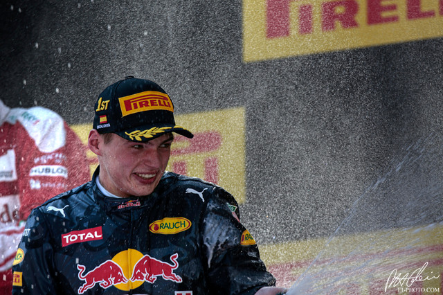 Verstappen_2016_Spain_11_PHC.jpg