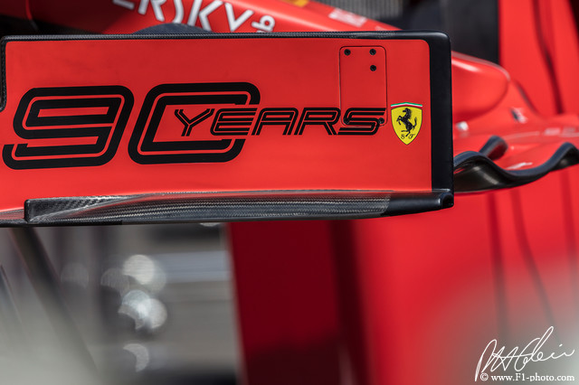 Graphics-Ferrari_2019_France_01_PHC.jpg