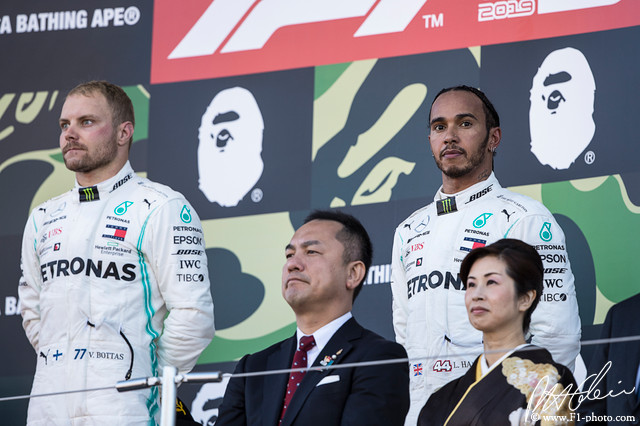 Bottas-Hamilton_2019_Japan_01_PHC.jpg